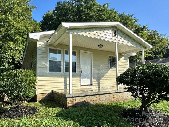 136 Melba Ave SW, Concord, NC 28025