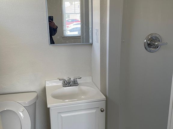 2nd image of 234 S Carmalita St