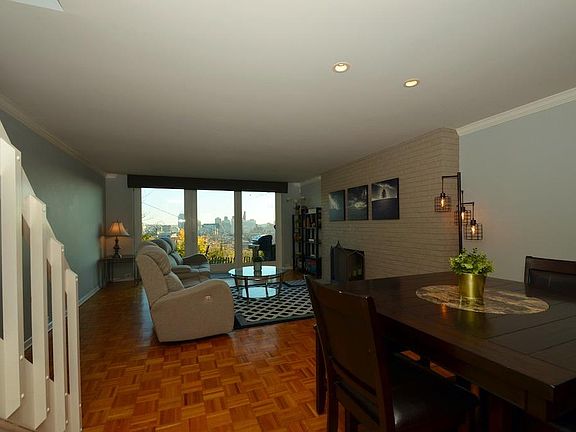 5th image of 2142 Ohio Ave #B