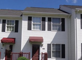 153 Courtney Ln, Bristol, VA 24201