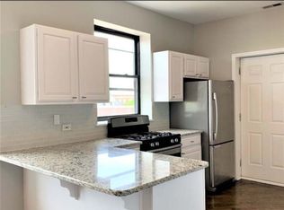 4549 S Michigan Ave APT 3, Chicago, IL 60653