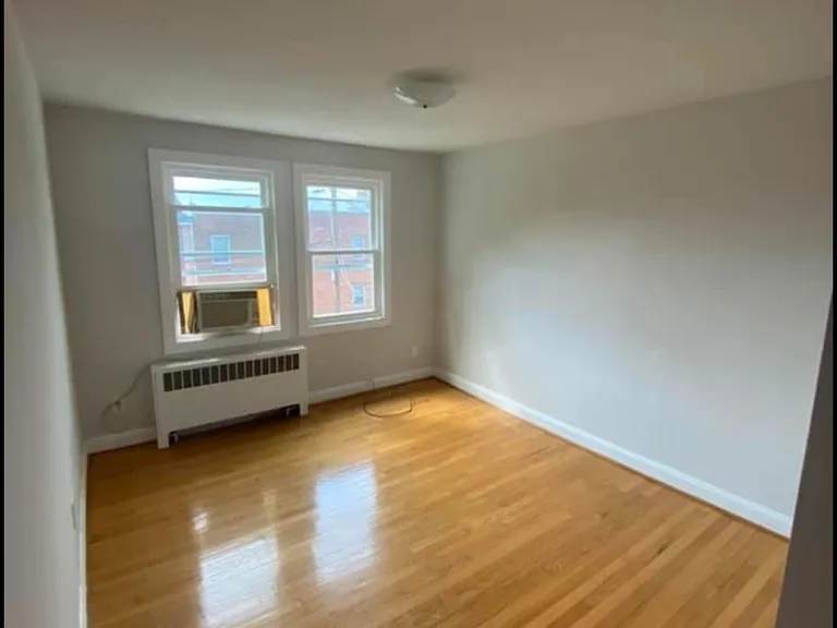4227 Shamrock Ave #2 — Photo 2