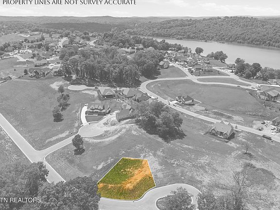 5th image of 3347 Chestnut Ln