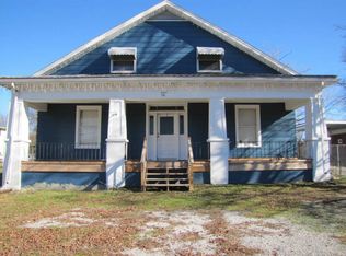 531 College St, Madisonville, TN 37354
