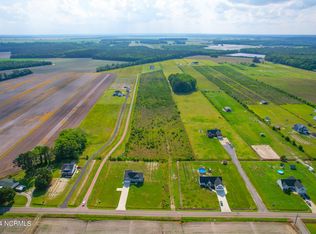 584 E Ridge Rd, Shawboro, NC 27973