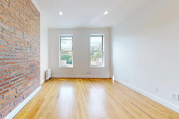 Rented by 346 Realty Group LLC | media 5