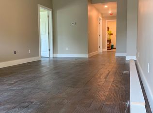 6154 Morganville Rd E, Stafford, NY 14143