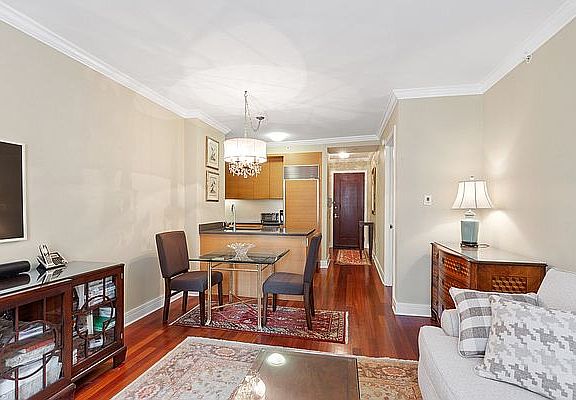 3rd image of 30 West St APT 21D
