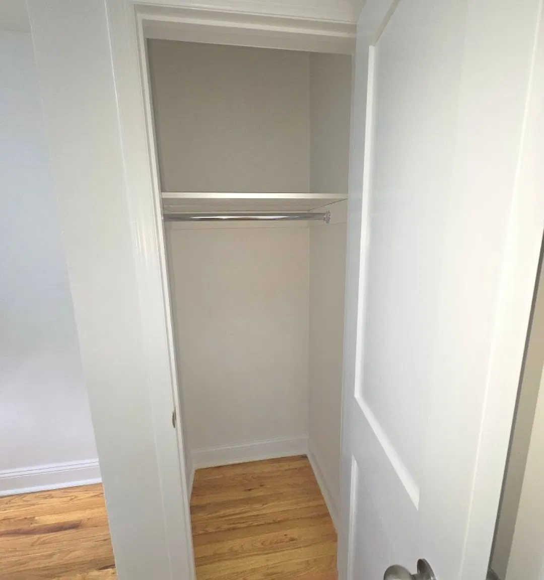 2 bed, 891 sqft, $2,745 — Photo 3