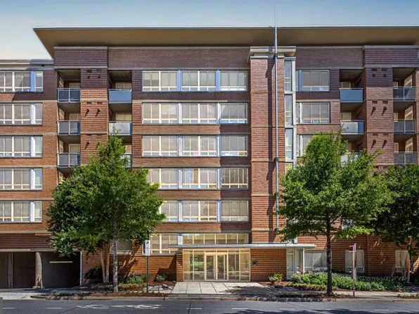 355 I St SW Unit 601, Washington, DC 20009