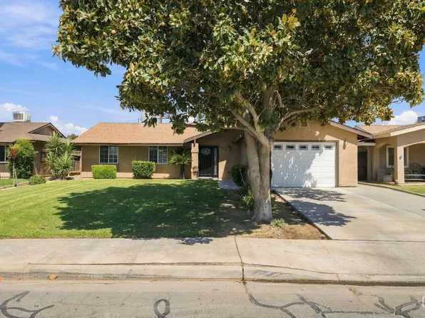 1208 Walnut St, Wasco, CA 93280
