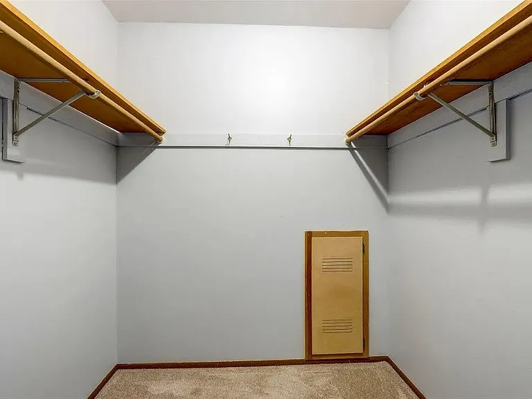 6329 W Nebraska Ave #202 — Photo 1