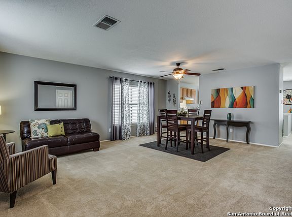4th image of 4844 Camas