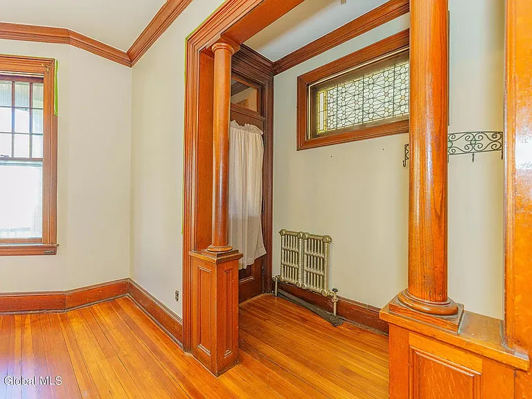 458 Hamilton St #1 — Photo 3