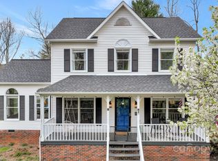 160 Fox Runn Rd, Granite Falls, NC 28630