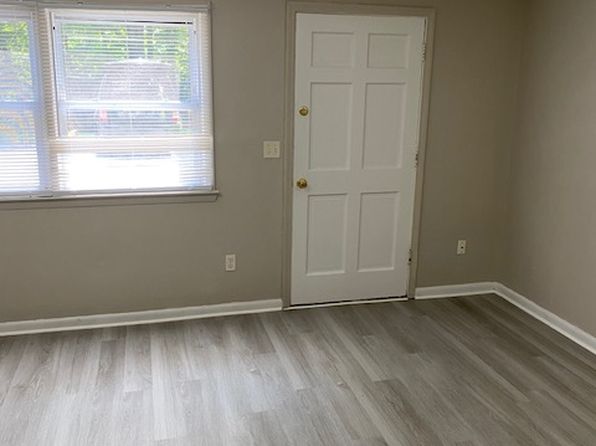 215 Randy Dr #4