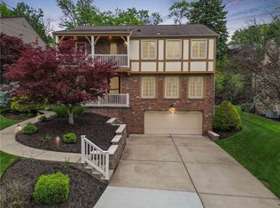 59 Stancey Rd, Pittsburgh, PA 15220