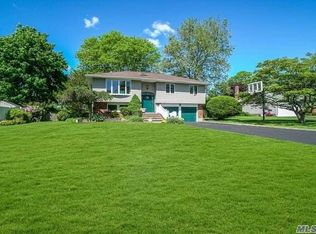 10 Cherrywood Dr, East Northport, NY