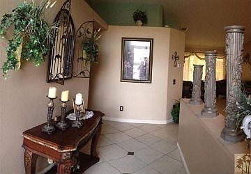 2nd image of 81161 Mariposa Cir