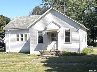 318 N Olive St, Toluca, IL 61369