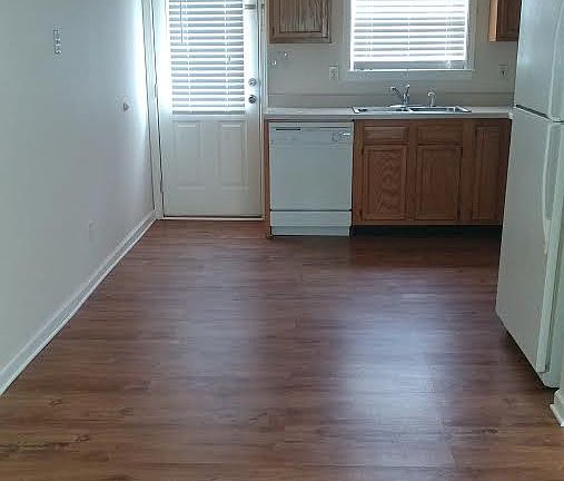 2nd image of 3523 Acorn Woods Way