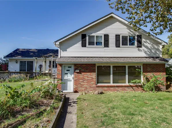 900 Poplar St, Jerseyville, IL 62052