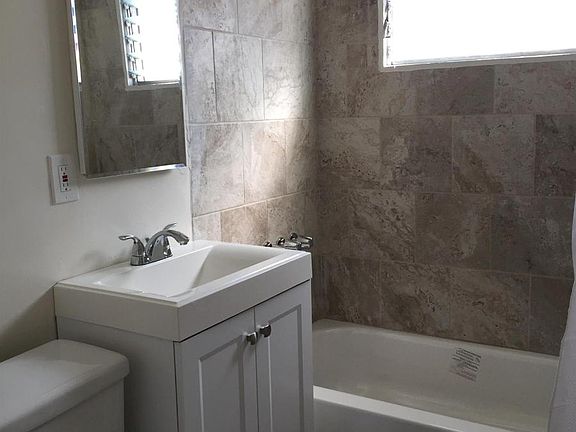 4th image of 12730 Pacific Ave #1273017