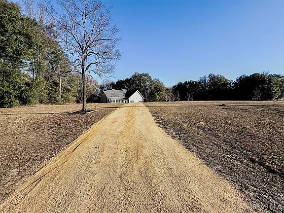 3rd image of 4564 W Hickory Grove Rd