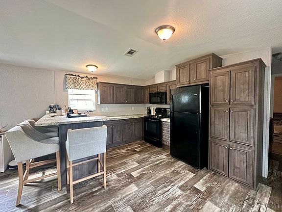 1220 N Main St, Chiefland, FL 32626 | Zillow