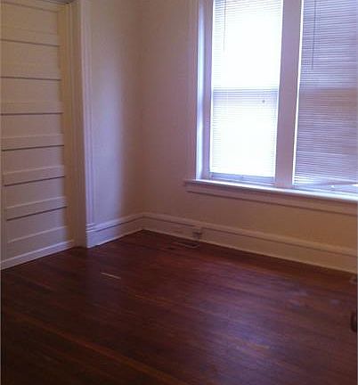 5th image of 2713-A 3rd Ave