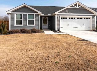 377 Cartecay Dr, Calhoun, GA 30701