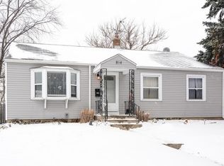 814 E Division St, Lombard, IL