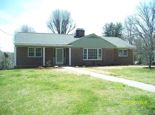 149 Brook Cir, Danville, VA 24541