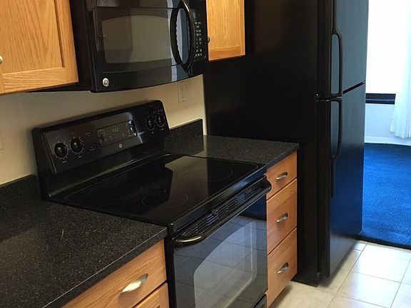 Kitchen left