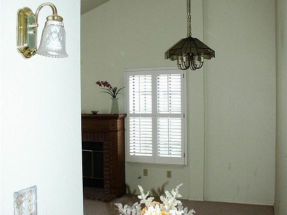 5th image of 6119 Gitana Ave