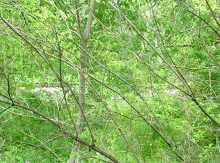 7068 Eagle Point Dr, Dexter, MI 48130