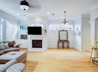 5312 Blossom St, Houston, TX 77007