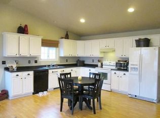 10311 404th Ave, Genoa City, WI 53128