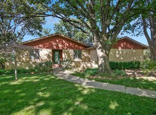 5812 Rolling Hills Blvd, Lincoln, NE 68512