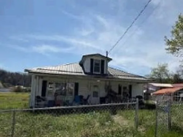 11618 Powhatan Rd, Coeburn, VA 24230