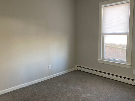 4th image of 640 Washington St APT 9