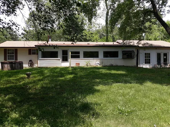 1674 Woodhill Dr, Bonne Terre, MO 63628