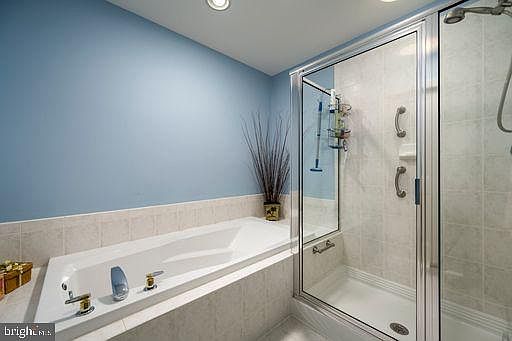 5th image of 38189 Lake Dr APT 1021