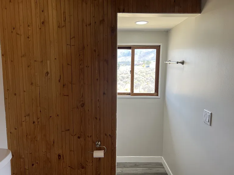 818 Abarr Plz — Photo 12