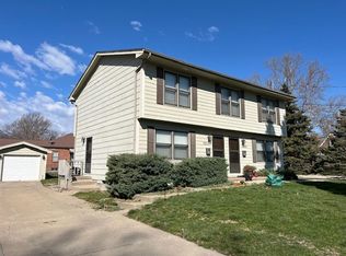 1826-1828 45th St, Des Moines, IA 50310