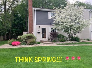 142 Autumn St APT A, Agawam, MA 01001