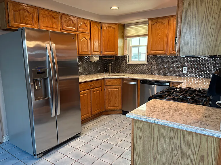 4201 Kirkcaldy Dr — Photo 11