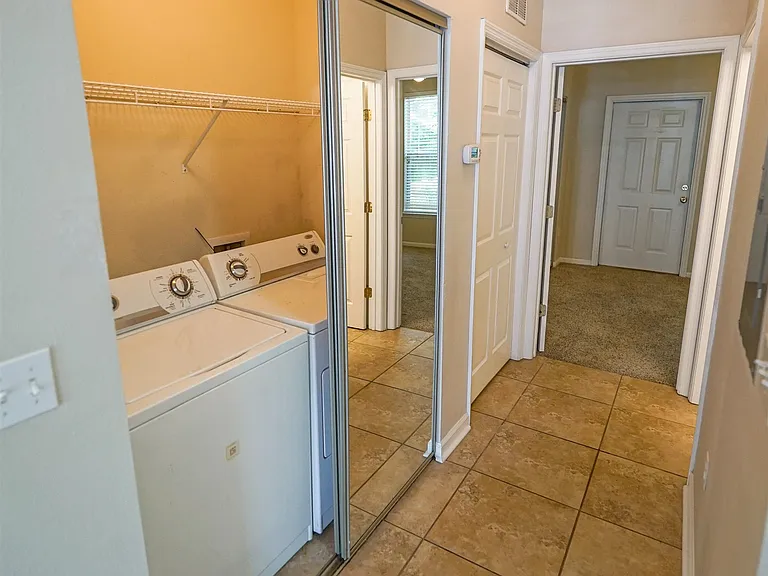 2400 Fred Smith Rd #204 — Photo 10