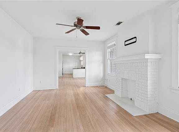 3rd image of 2036 Robert St