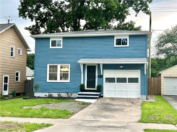 64 Lodge Dr, Rochester, NY 14622